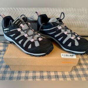 Merrell Black and Gray Trail Shoes with Pink Highlights
